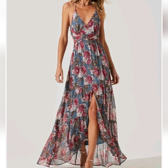 Astr Dresses & Skirts - Astr Blue Floral Maxi Dress with Pink Roses